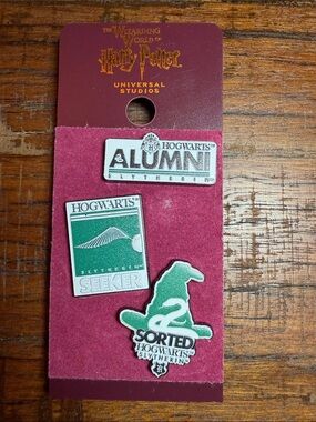 Harry Potter Slytherin Hogwarts Alumni Seeker 3 Pin Set Universal Studios